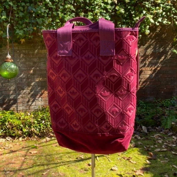 Adidas Red Geometric Backpack - Picture 11 of 11